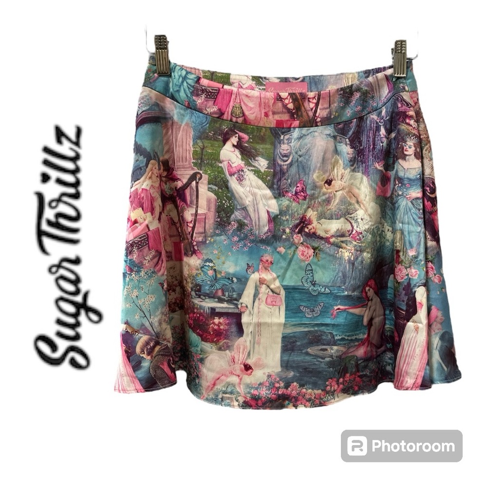 Dolls Kill Sugar Thrillz NWT Da Vinci printed skirt medium